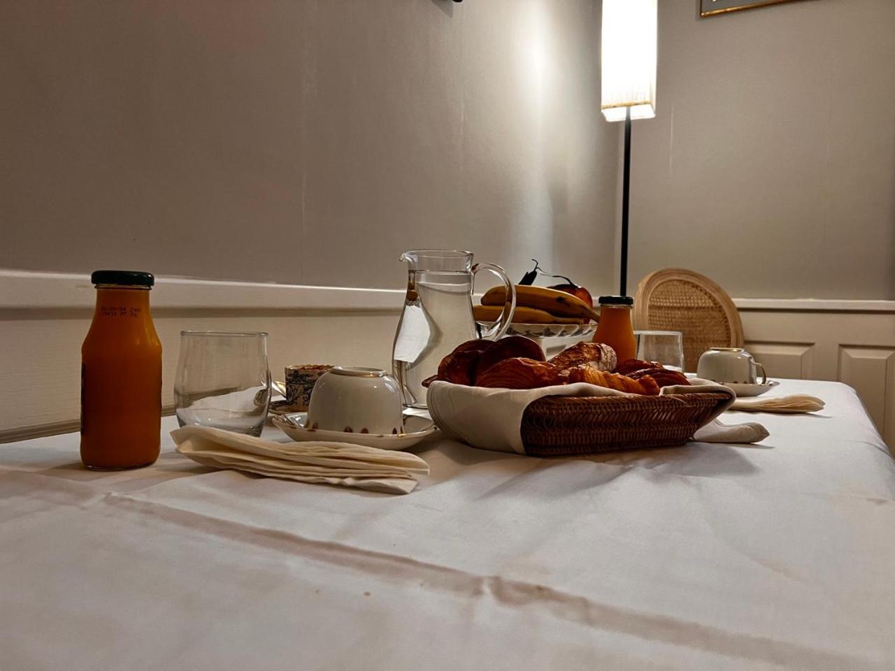 Le Manoir De La Cane Montfort-sur-Meu エクステリア 写真